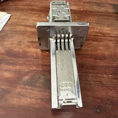 Esd standard vertical - vertical, 4